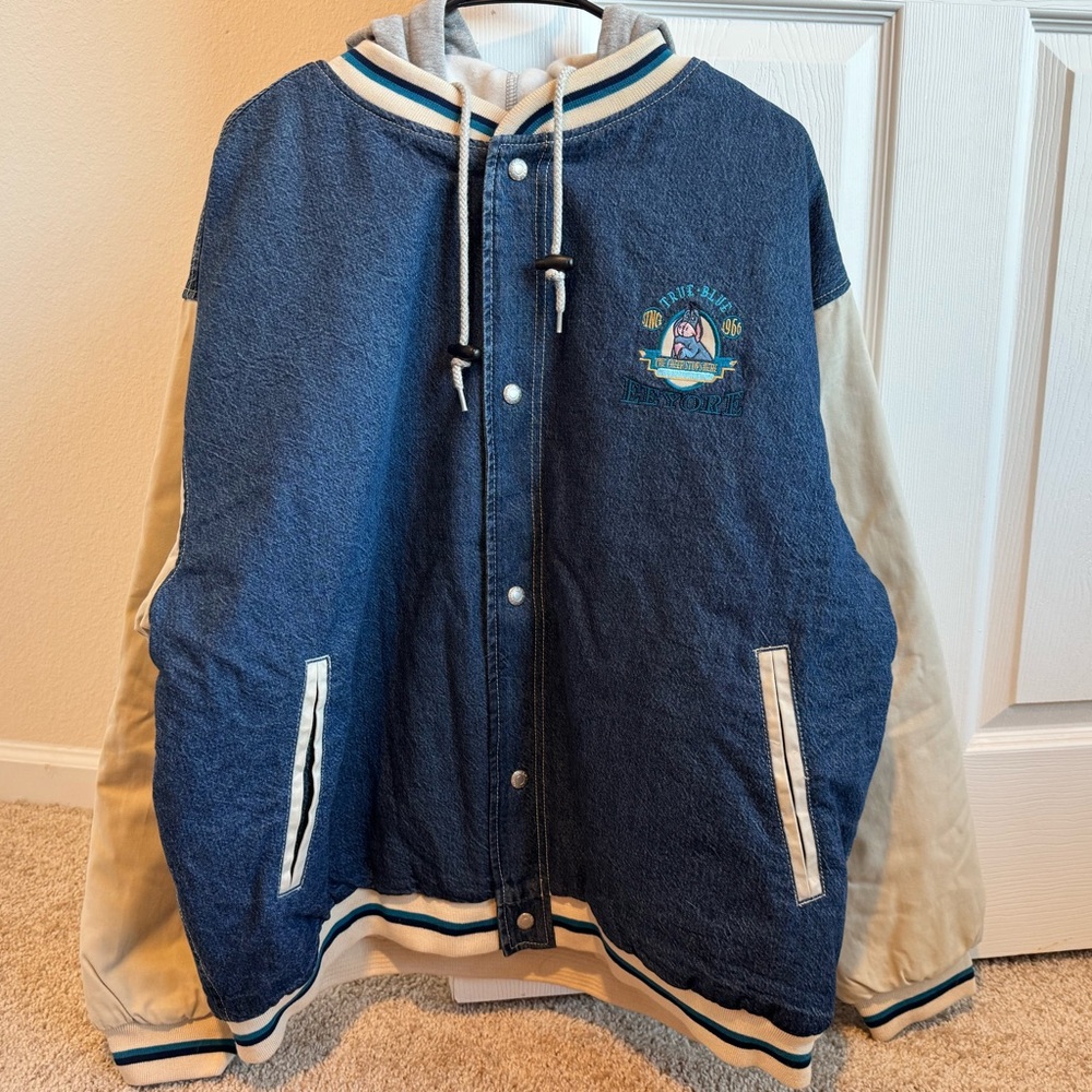 XL VINTAGE DISNEY TRUE BLUE EEYORE DENIEM HOODED JACKET!!